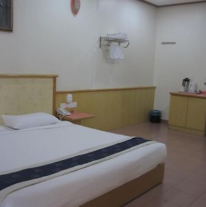 Intan Beach Resort Kuala Terengganu Room photo