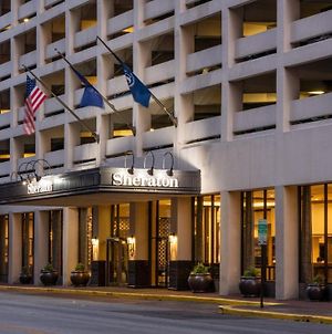Sheraton Indianapolis City Centre Hotel Exterior photo