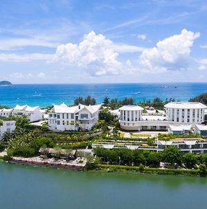 Palace Resort Yalong Bay Sanya Exterior photo