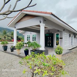 Villa Miesya Homestay Pantai Cenang  Exterior photo