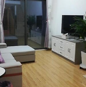Guangzhou Greenland Home Health Mornitor Apartment Exterior photo