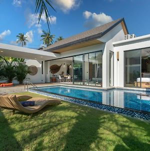 Labriz Ocean Villa - Tropical Modern Living Phuket Exterior photo