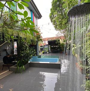OneRiimba Private Pool&Garden Residence Johor Bahru Exterior photo