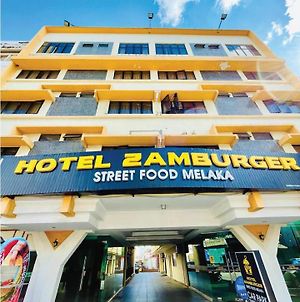 Hotel Zamburger Street Food Melaka Malacca Exterior photo