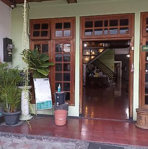 Sartika Hotel Prawirotaman Yogyakarta Exterior photo
