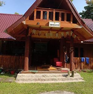 Balian Camp Hotel Tuk Tuk Exterior photo