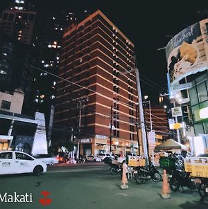 Makati Suites At Travelers Inn Manila Exterior photo