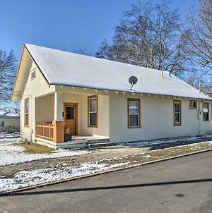 Pet-Friendly Hot Springs Home With Large Yard! Exterior photo
