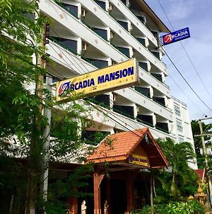 Arcadia Mansion Hotel Pattaya Exterior photo