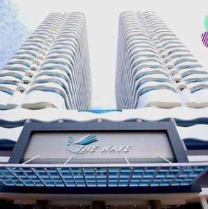 The Wave Suites By Beestay Management Malacca Exterior photo