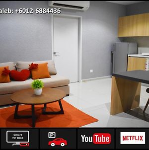I-City-Casa Rosa - Wifi - Netflix - Movies - Parking - Sleeps 5 Pax Apartment Shah Alam Exterior photo