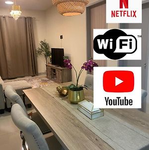 Orked Vanda, 3 Bedroom Apartment, Seaview Netflixwifiyoutube Kuala Terengganu Exterior photo
