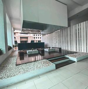 I Zen Mont Kiara Apartment Kuala Lumpur Exterior photo