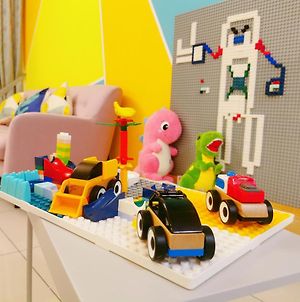 Legoland-Happy Wonder Suite,Elysia-8Pax,100Mbs Nusajaya  Exterior photo