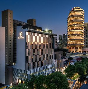 Hotel Traveltine Singapura Exterior photo