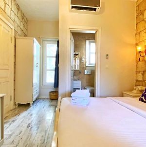 Maison D'Azur Alacati Bed & Breakfast Exterior photo