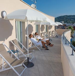 Cristal Hotel & Spa Cannes Exterior photo