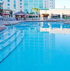 Crowne Plaza Hotel Orlando-Universal, An Ihg Hotel Exterior photo