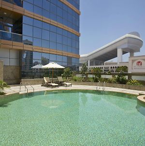 Doubletree By Hilton Hotel And Residences Dubai - Al Barsha Exterior photo