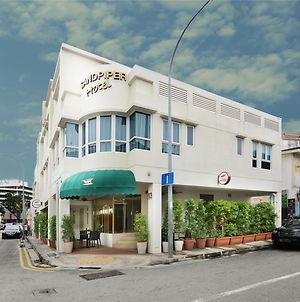 Sandpiper Hotel Singapura Exterior photo