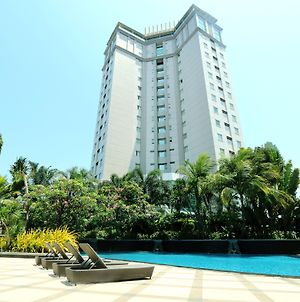 Java Paragon Hotel & Residences Surabaya Exterior photo
