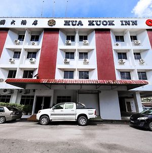 Oyo 979 Hua Kuok Inn Kuching Exterior photo