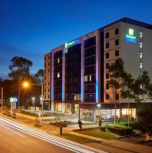Holiday Inn Express Sydney Macquarie Park, An Ihg Hotel Exterior photo