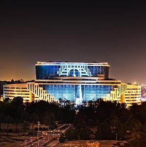 Holiday Villa Hotel And Residence City Centre Doha Exterior photo