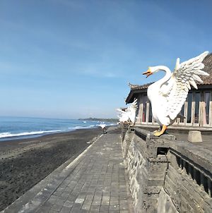 Desa Swan Villas & Spa, Keramas Bali Exterior photo