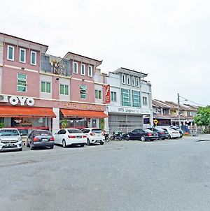 Oyo 582 Hotel Walk Inn Kampong Pasir Puteh  Exterior photo