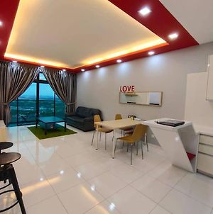 Yemala Suites At Skyloft - Johor Johor Bahru Exterior photo