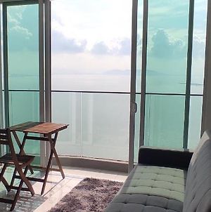Infinite Seaview With Penang Bridge Suite With Sunrise Up To 10 Person Bayan Lepas Exterior photo