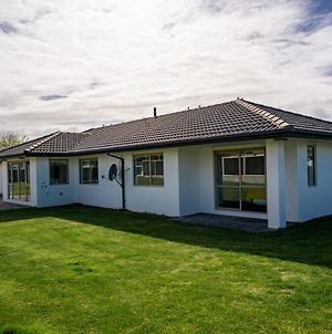 Pisa Perfection - Cromwell Holiday Home Exterior photo