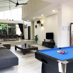 Eu 23Pax Bungalow With Pool Table & Swimming Pool Apartment Ampang  Exterior photo