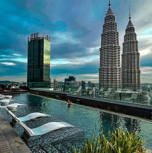 Klcc Luxury Sky Pool Apartment Kuala Lumpur Exterior photo