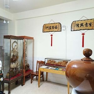 Huaidong Homestay Jinning Exterior photo