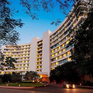 Marriott Executive Apartment - Lakeside Chalet, Mumbai Exterior photo