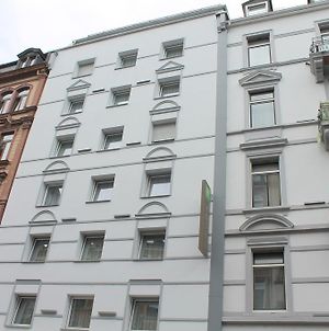 Ambassador Hotel Frankfurt am Main Exterior photo