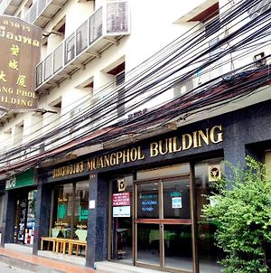 Muangphol Mansion Hotel Bangkok Exterior photo