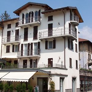 Hotel Avogadro San Pellegrino Terme Exterior photo