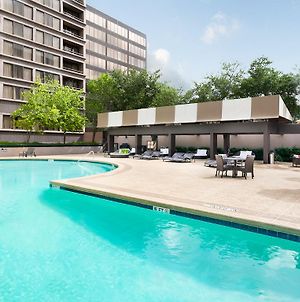 Doubletree By Hilton Hotel & Suites Houston By The Galleria Exterior photo