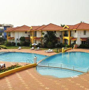 Baywatch Resort Goa Exterior photo