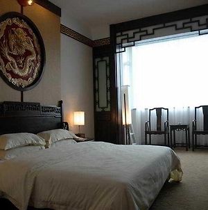 Guilin Park Hotel Room photo