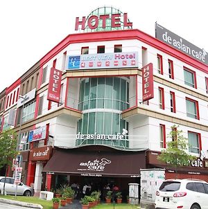 Best View Hotel Kota Damansara Petaling Jaya Exterior photo