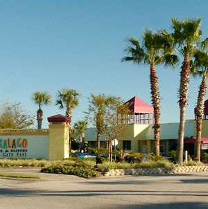 Seralago Hotel And Suites Main Gate East Kissimmee Exterior photo