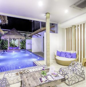 Escape De Phuket Hotel And Villa Exterior photo
