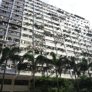 Tai Wah Hostel Hong Kong Exterior photo