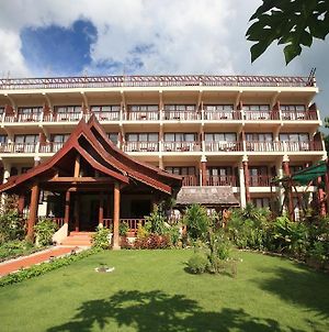 The Elephant Crossing Hotel Vang Vieng Exterior photo