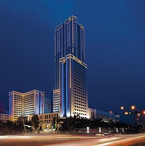 Regal Palace Hotel Dongguan  Exterior photo