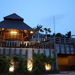The Waterway Villa Bentong Exterior photo